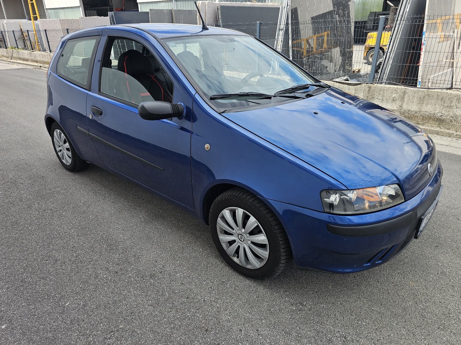 Fiat Punto 1,2, ODLIČAN! Reg.10/26. Nove gume., fotografija 9