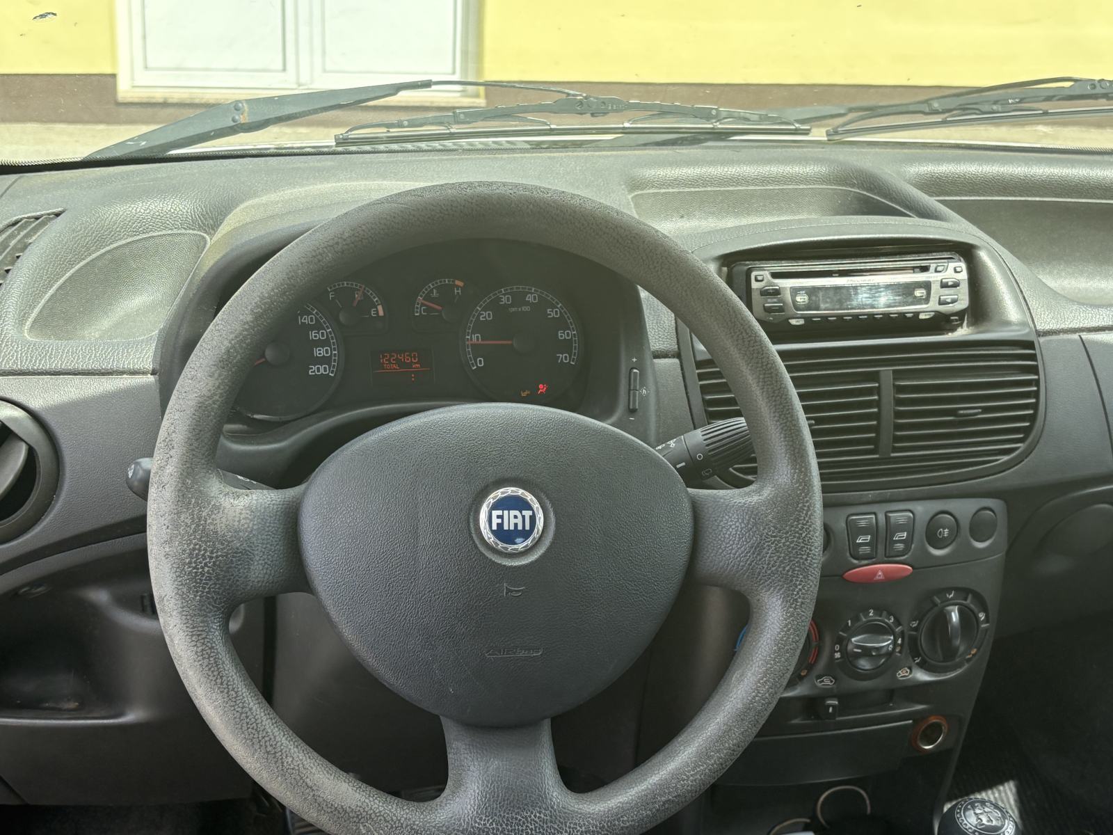 Fiat Punto 1,2, fotografija 3