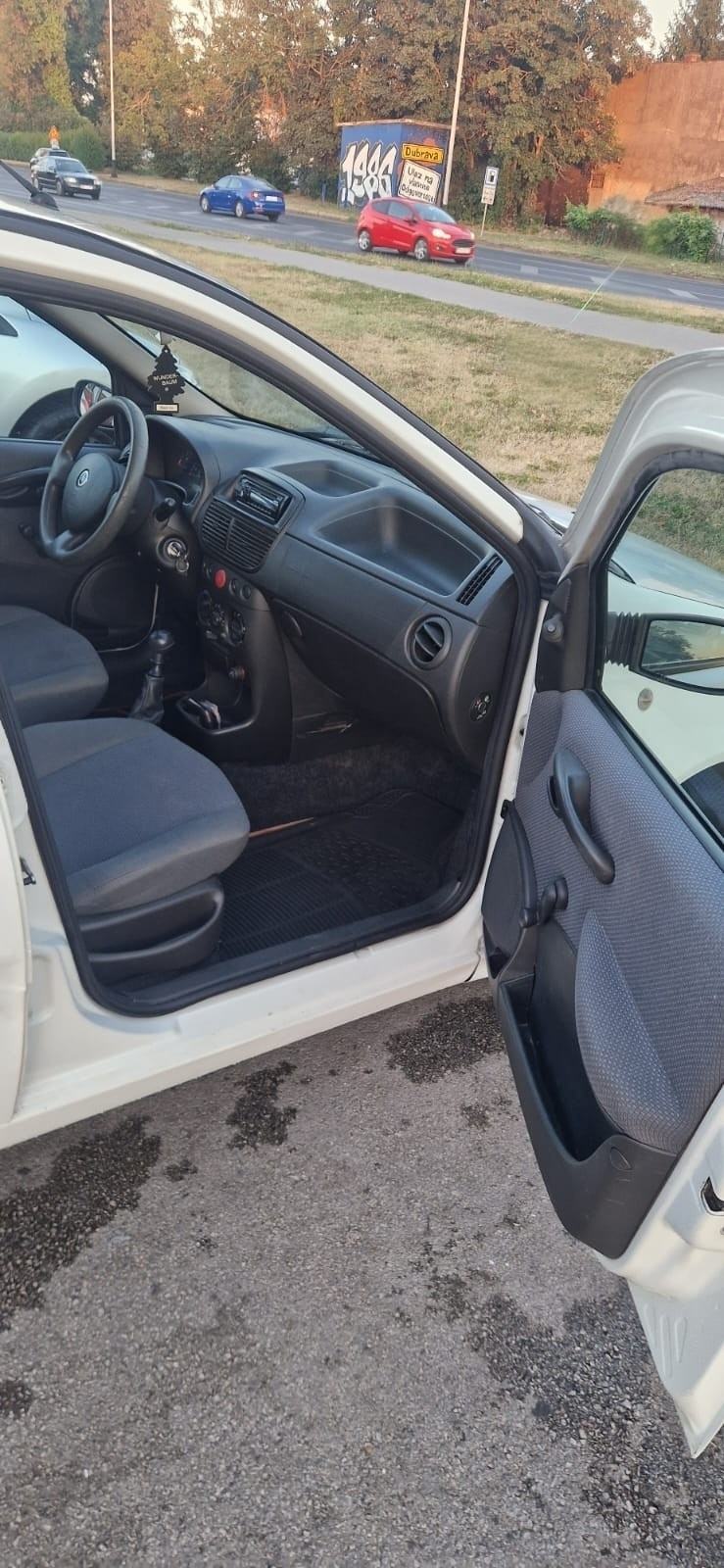 Fiat Punto 1,2, fotografija 7