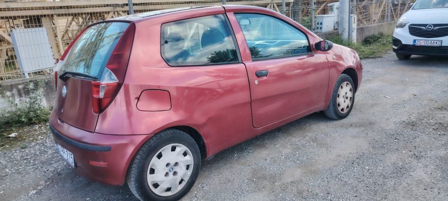 Fiat Punto 1,2, fotografija 4