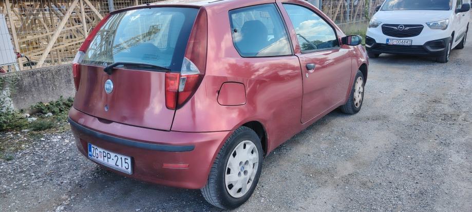 Fiat Punto 1,2, fotografija 5