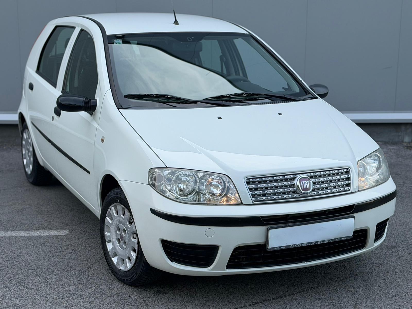 Fiat Punto 1.2 SOLE REDIZAJN * KLIMA * 5 VRATA * CITY SERVO * 2010 GOD, pogled izvana - slika 1
