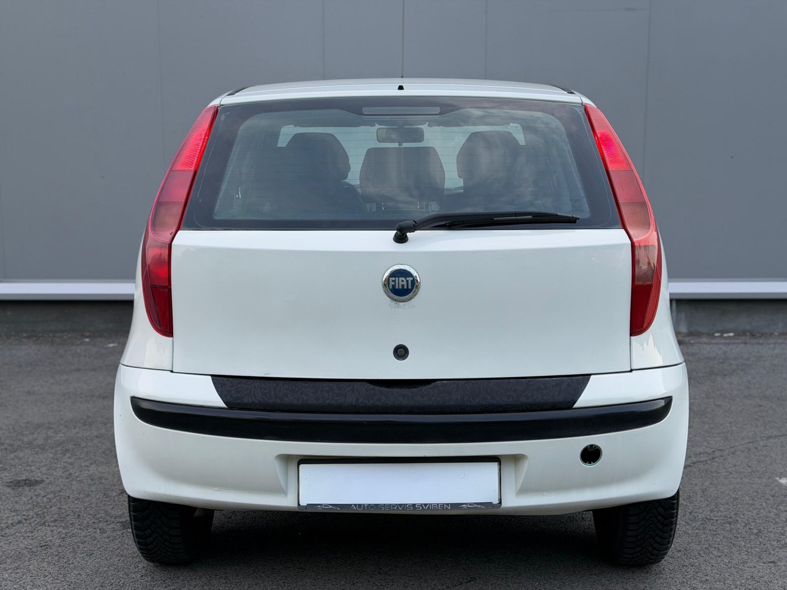 Fiat Punto 1.2 SOLE REDIZAJN * KLIMA * 5 VRATA * CITY SERVO * 2010 GOD, pogled izvana - slika 4