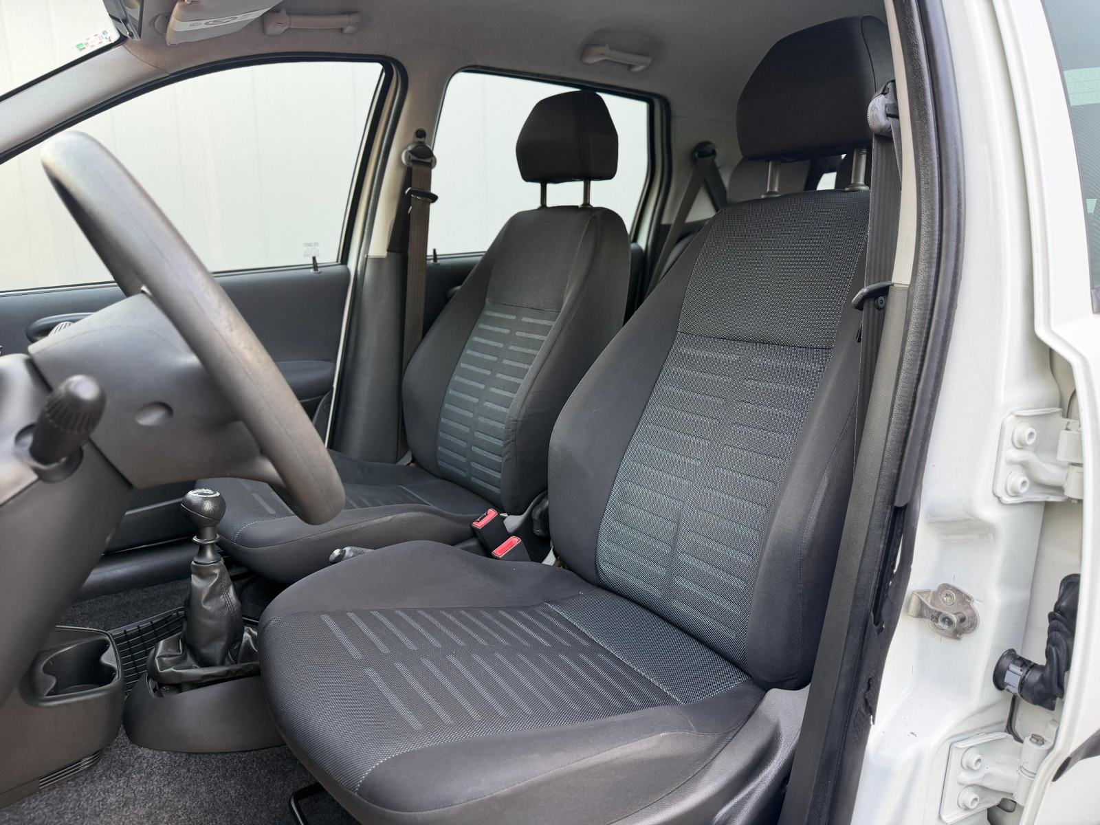 Fiat Punto 1.2 SOLE REDIZAJN * KLIMA * 5 VRATA * CITY SERVO * 2010 GOD, fotografija 12