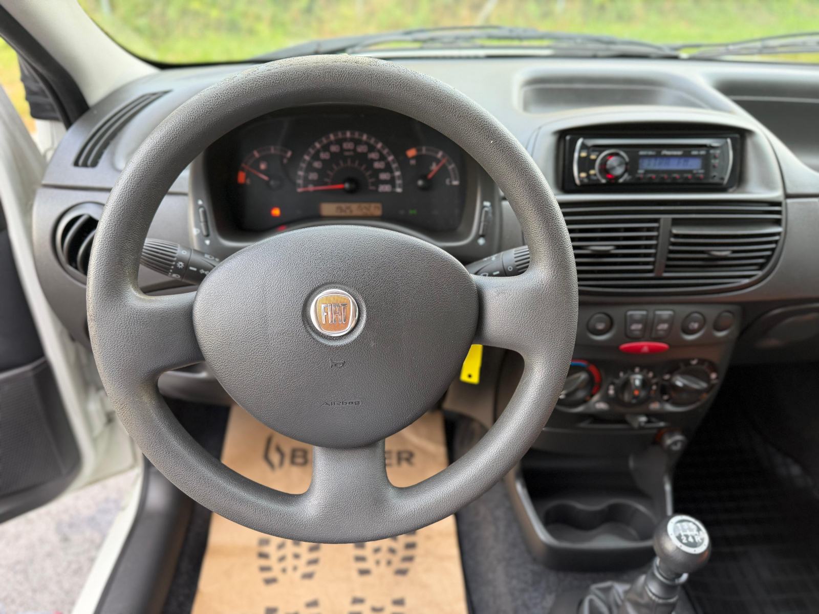 Fiat Punto 1.2 SOLE REDIZAJN * KLIMA * 5 VRATA * CITY SERVO * 2010 GOD, fotografija 15