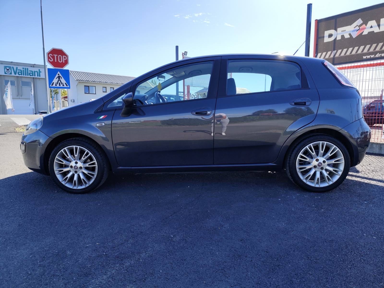 Fiat Punto 1,3 Multijet 16V *** - REG 1 GOD, fotografija 5