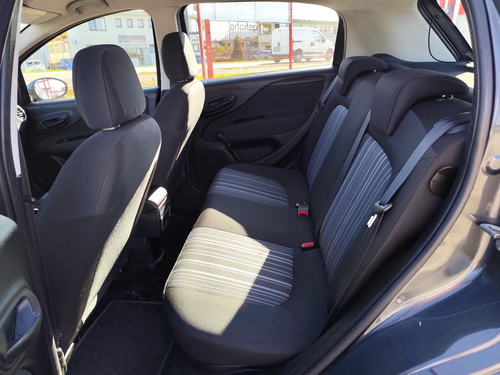 Fiat Punto 1,3 Multijet 16V *** - REG 1 GOD, fotografija 10