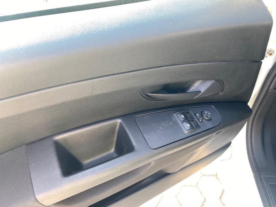 Fiat Punto 1,3 Multijet 16V, fotografija 14