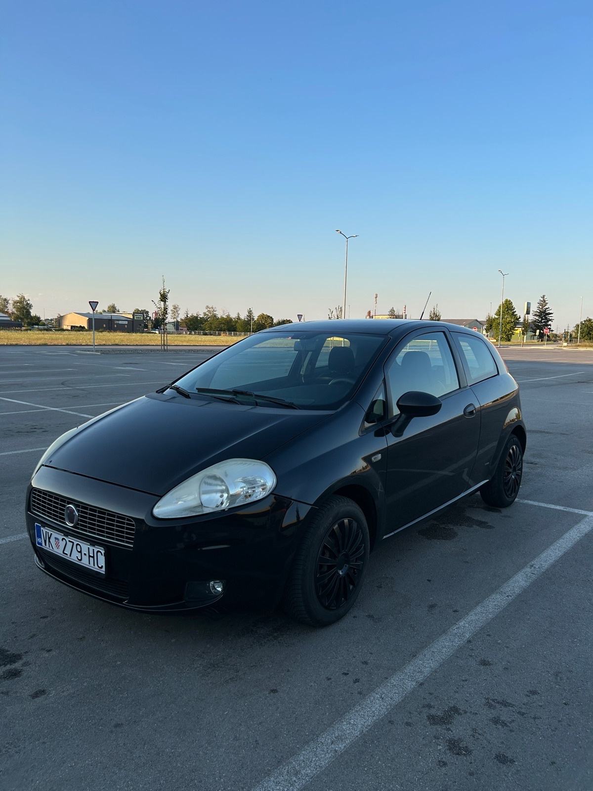 Fiat Grande Punto 1.4, fotografija 2