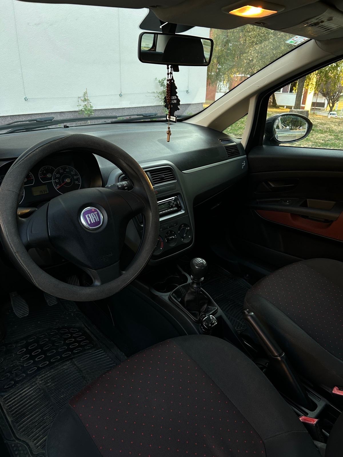 Fiat Grande Punto 1.4, fotografija 5