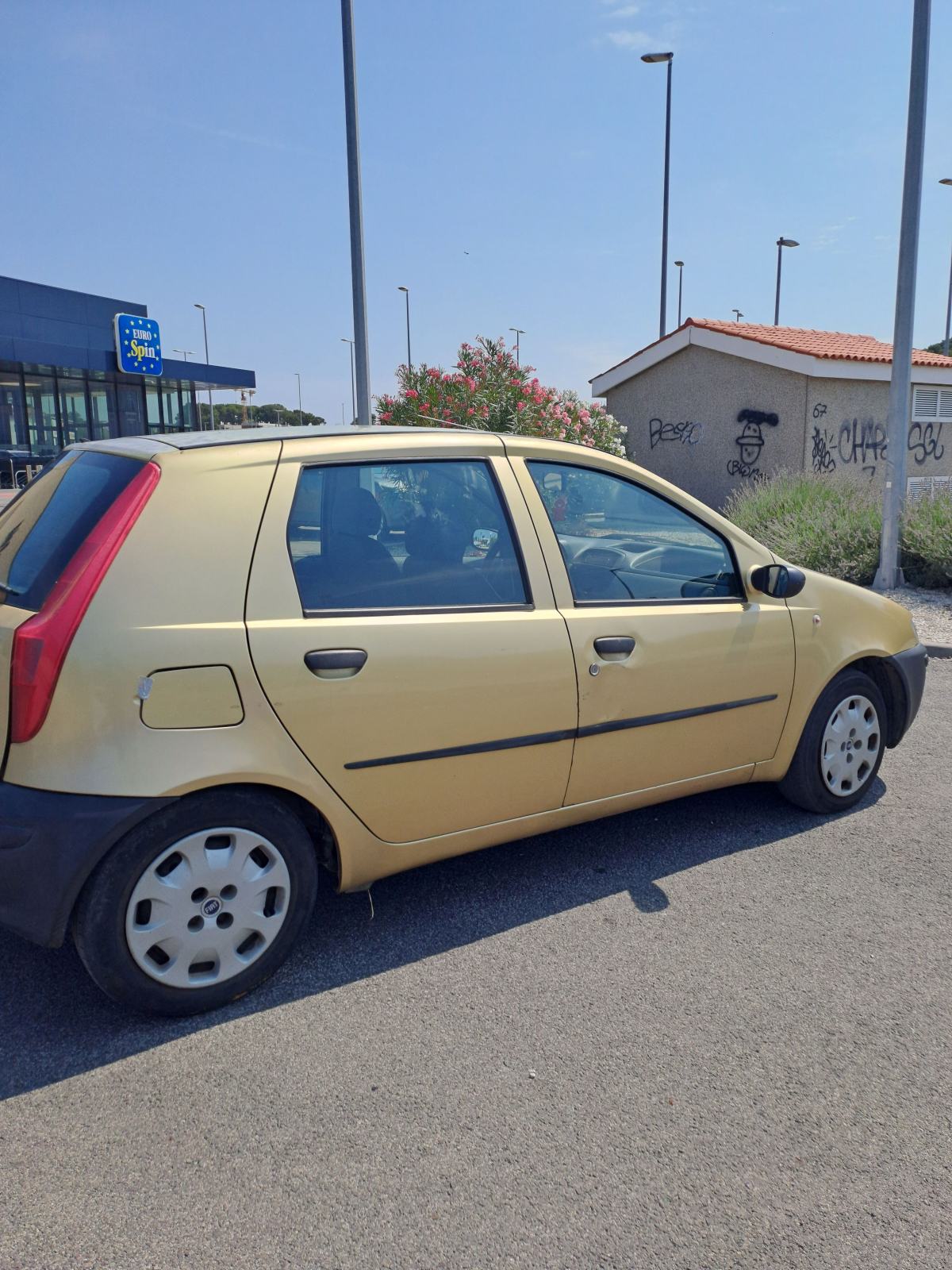 Fiat Punto 1,9 DS, pogled izvana - slika 3