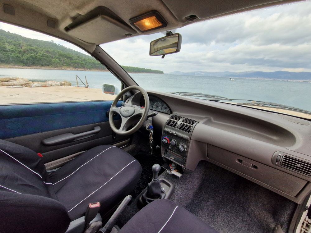 Fiat Punto 55, fotografija 4