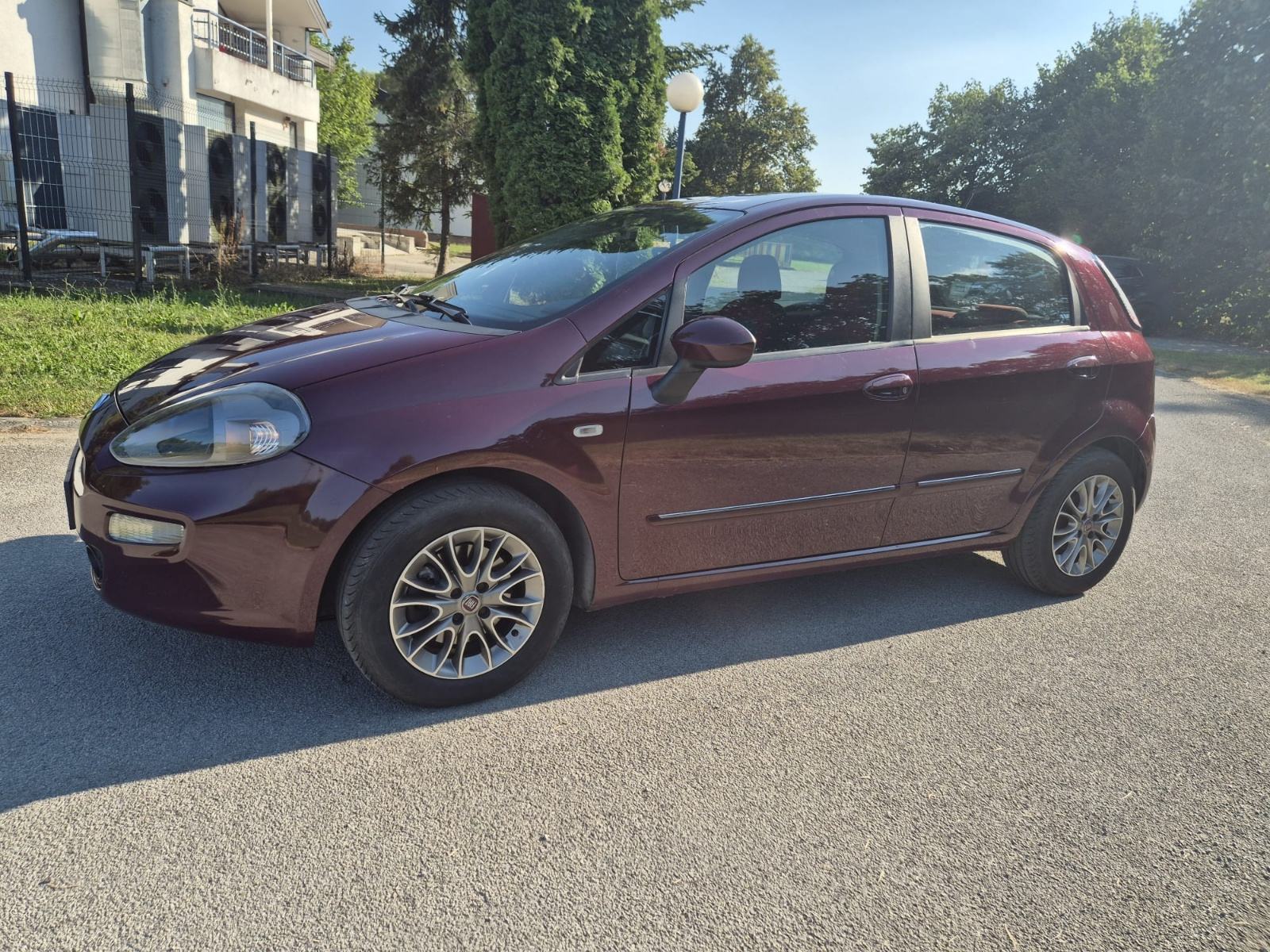 Fiat Punto Evo 1,3 Multijet 16V 2012 Full Oprema EURO Kuka, fotografija 3
