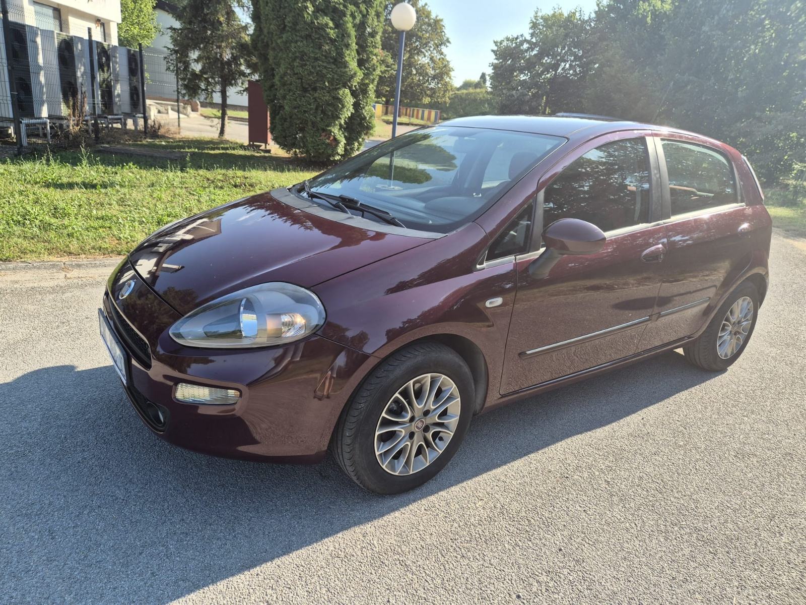Fiat Punto Evo 1,3 Multijet 16V 2012 Full Oprema EURO Kuka, fotografija 2