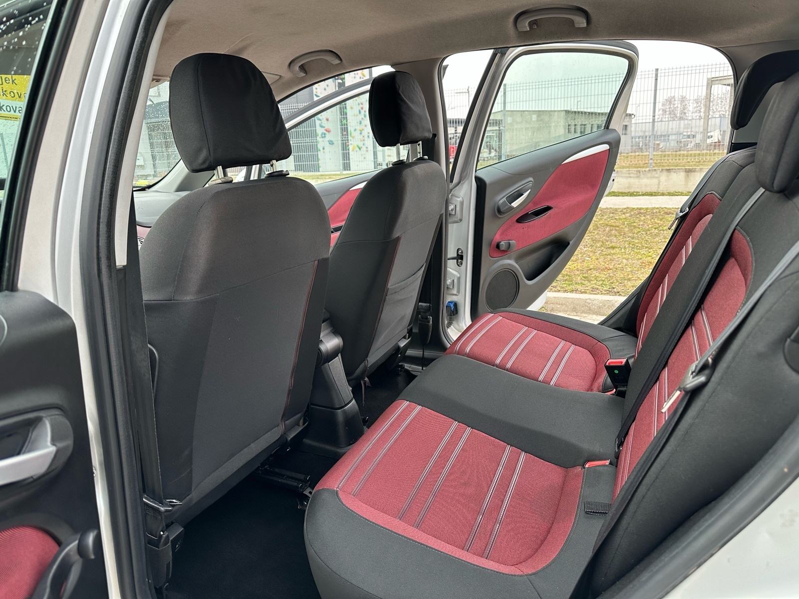 Fiat Punto Evo 1,3 Multijet 16V Klima, fotografija 12