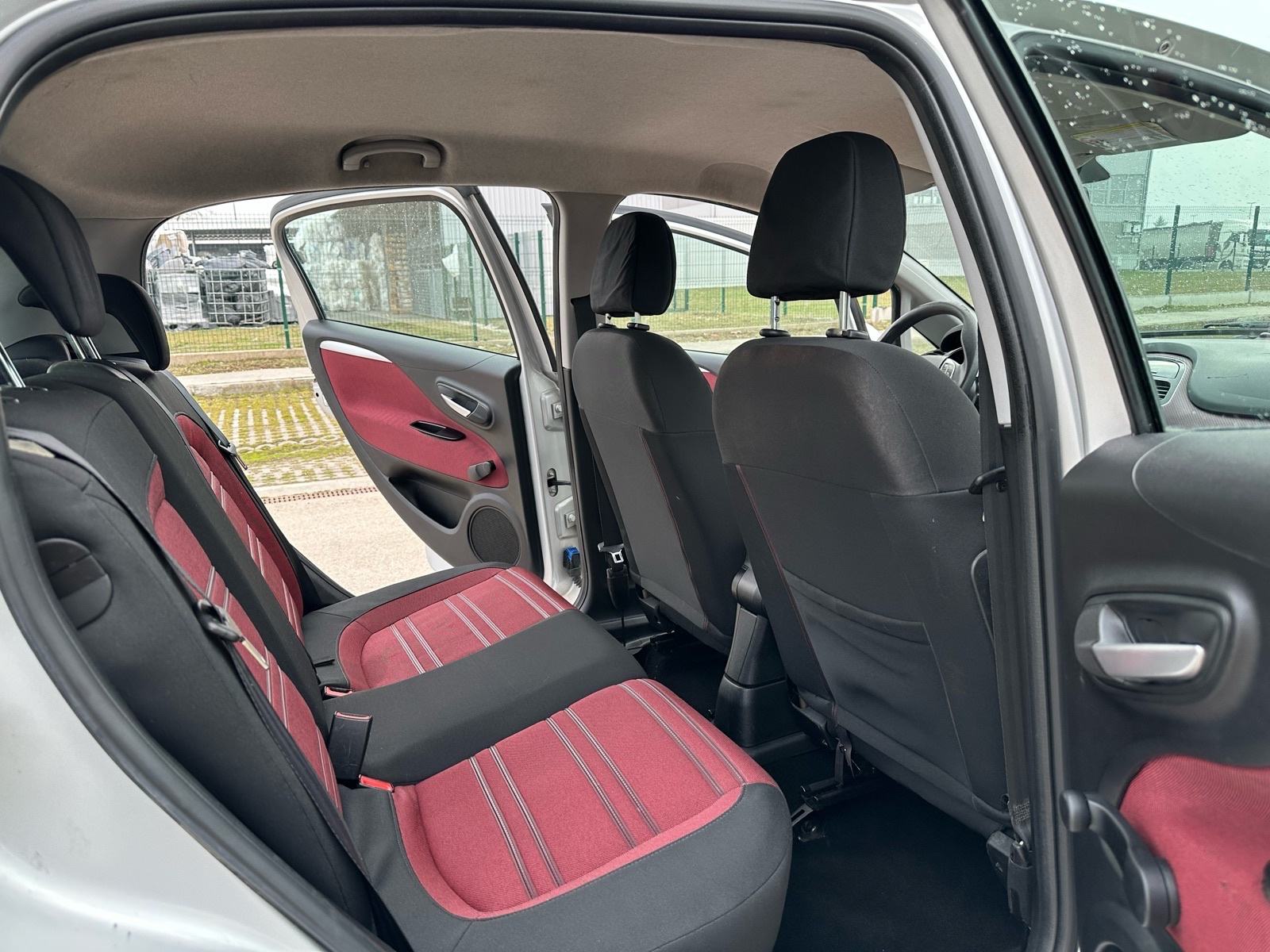 Fiat Punto Evo 1,3 Multijet 16V Klima, fotografija 13
