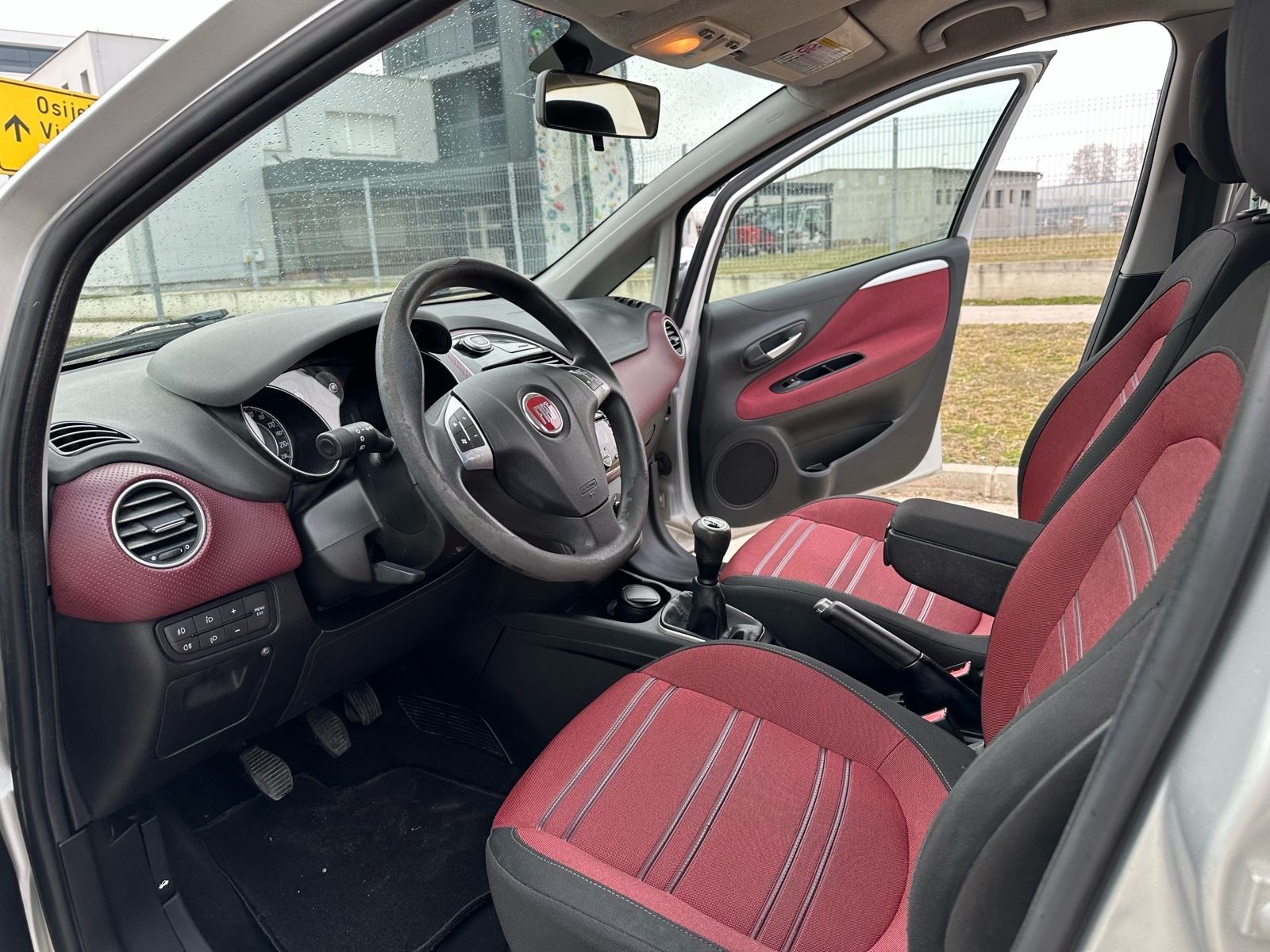 Fiat Punto Evo 1,3 Multijet 16V Klima, fotografija 10