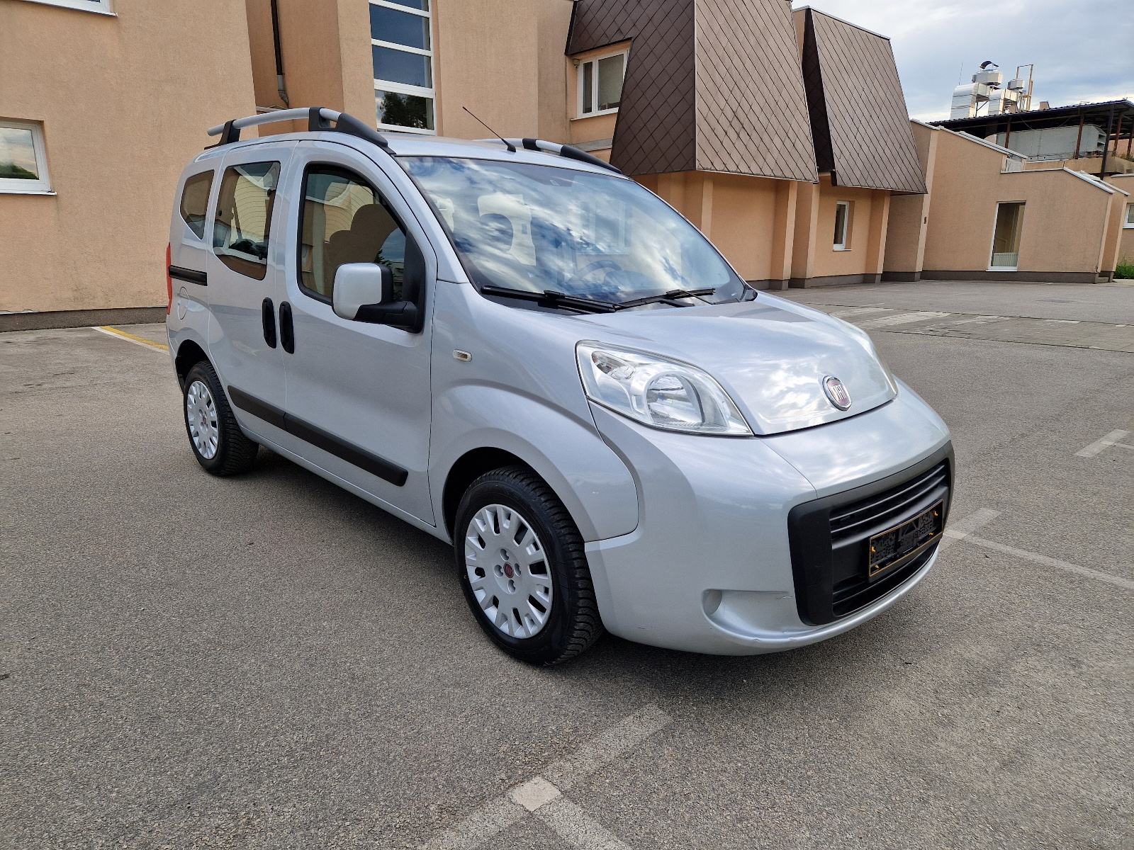 Fiat Qubo 1,3 Multijet - 112200 KM - KLIMA - PDC ....., fotografija 3