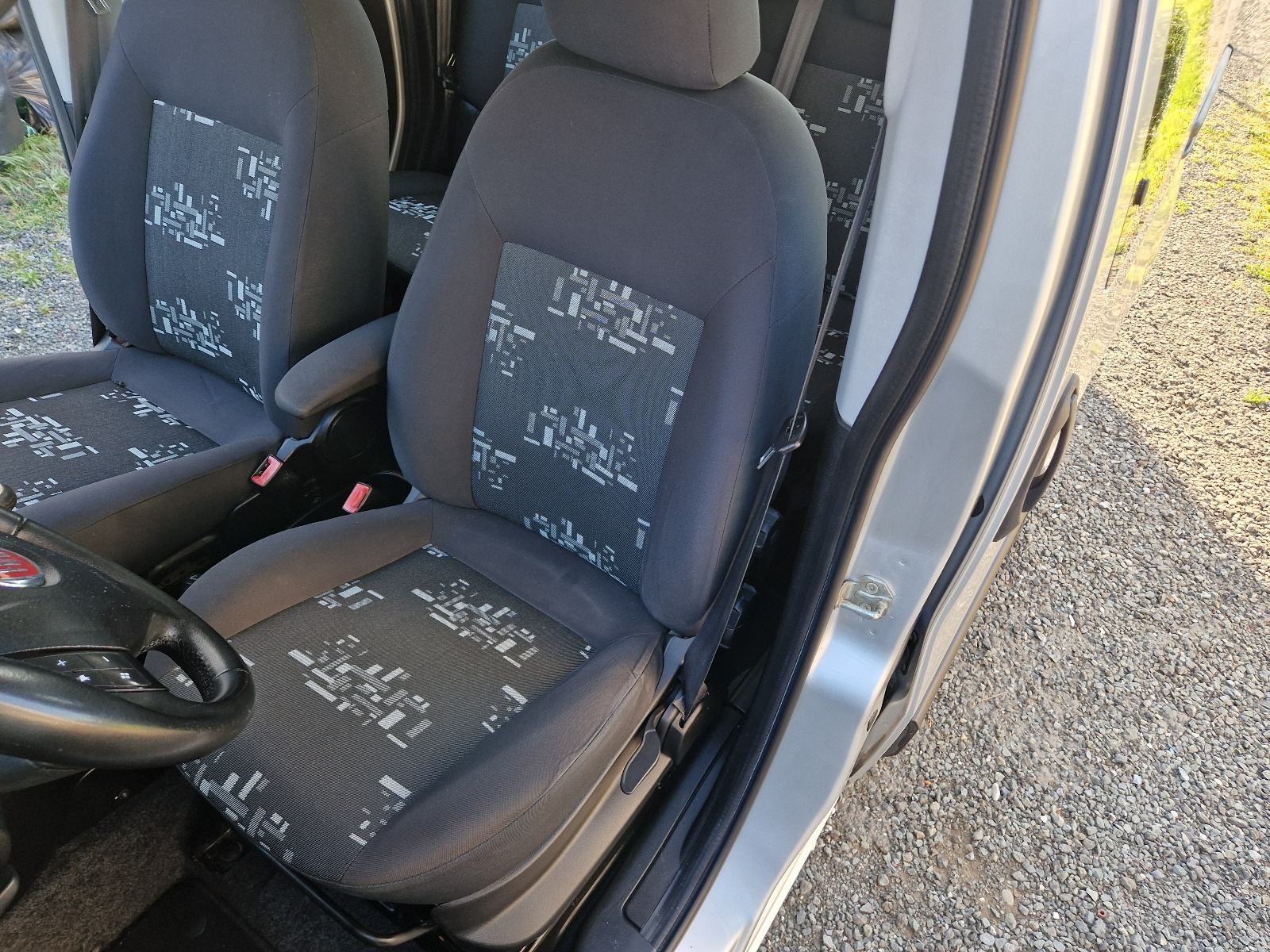 Fiat Qubo 1,3 Multijet - 112200 KM - KLIMA - PDC ....., fotografija 10