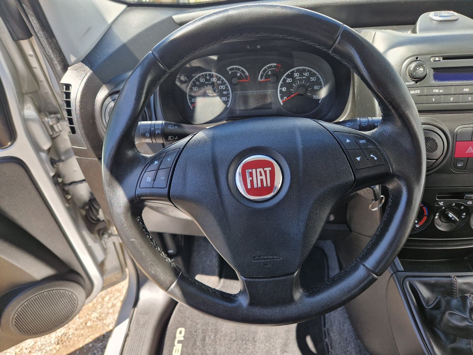 Fiat Qubo 1,3 Multijet - 112200 KM - KLIMA - PDC ....., fotografija 9