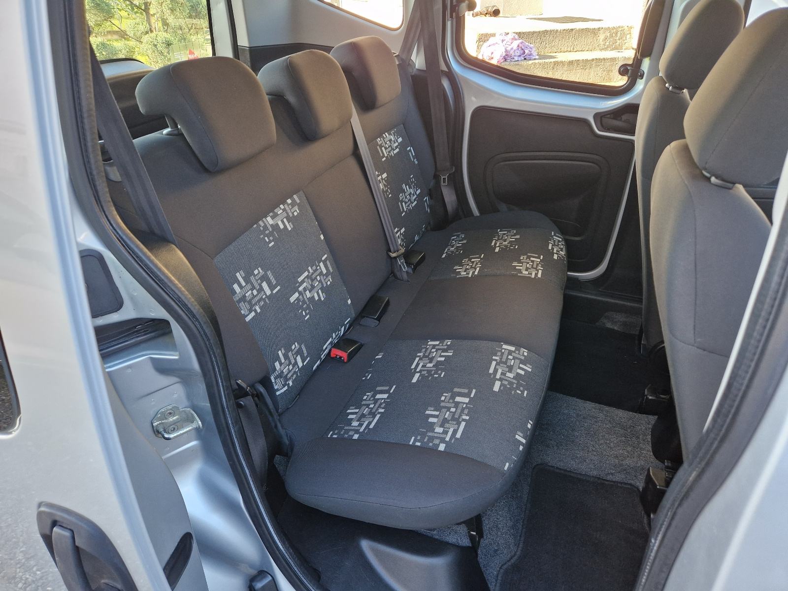 Fiat Qubo 1,3 Multijet - 112200 KM - KLIMA - PDC ....., fotografija 13
