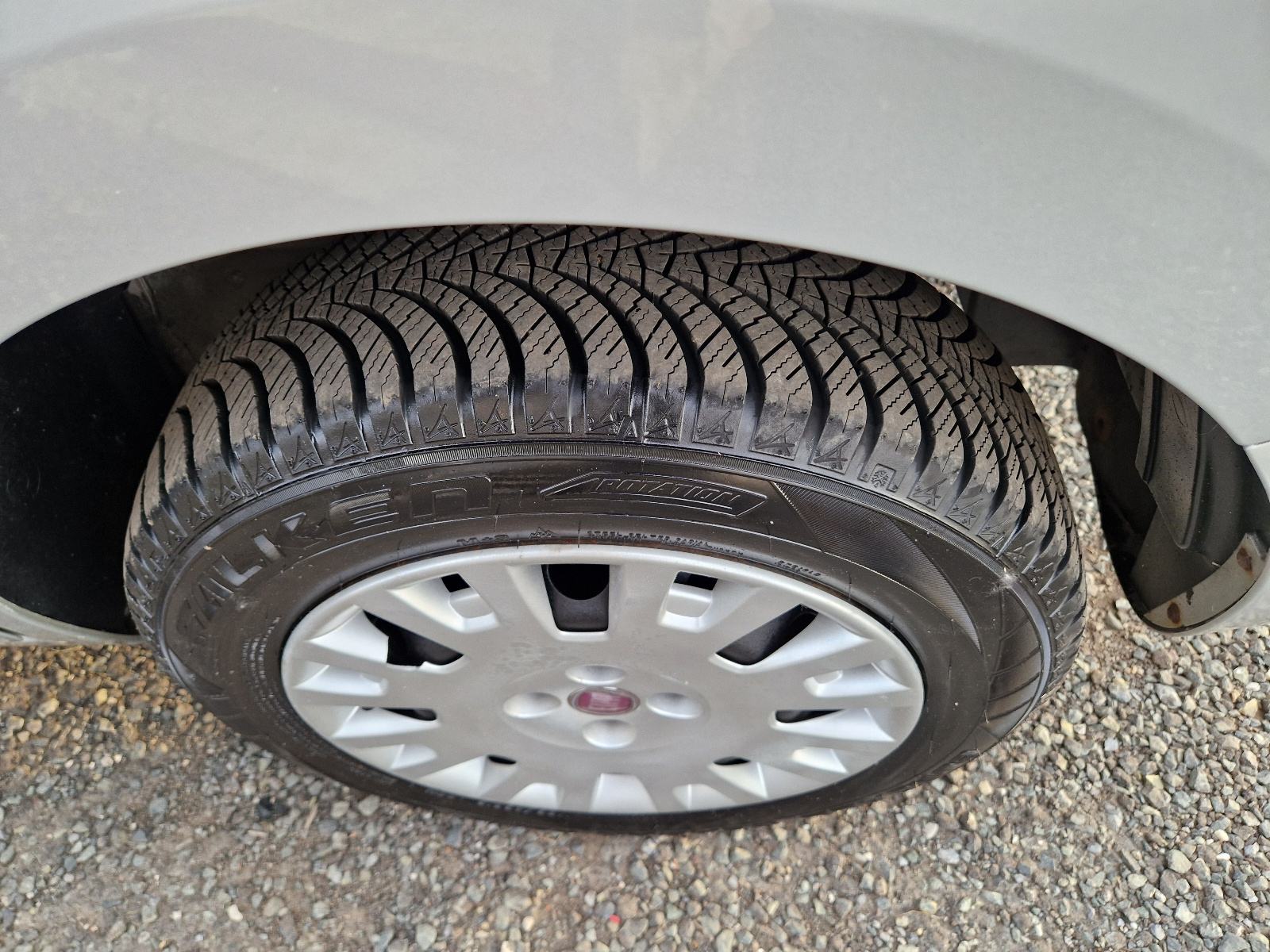 Fiat Qubo 1,3 Multijet - 112200 KM - KLIMA - PDC ....., fotografija 15