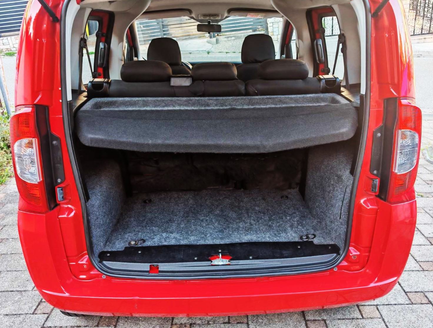 Fiat Qubo 1,3 Multijet 2011. 95KS KLIMA TEMPOMAT, GR. SJEDALA ZAMJENA, fotografija 17