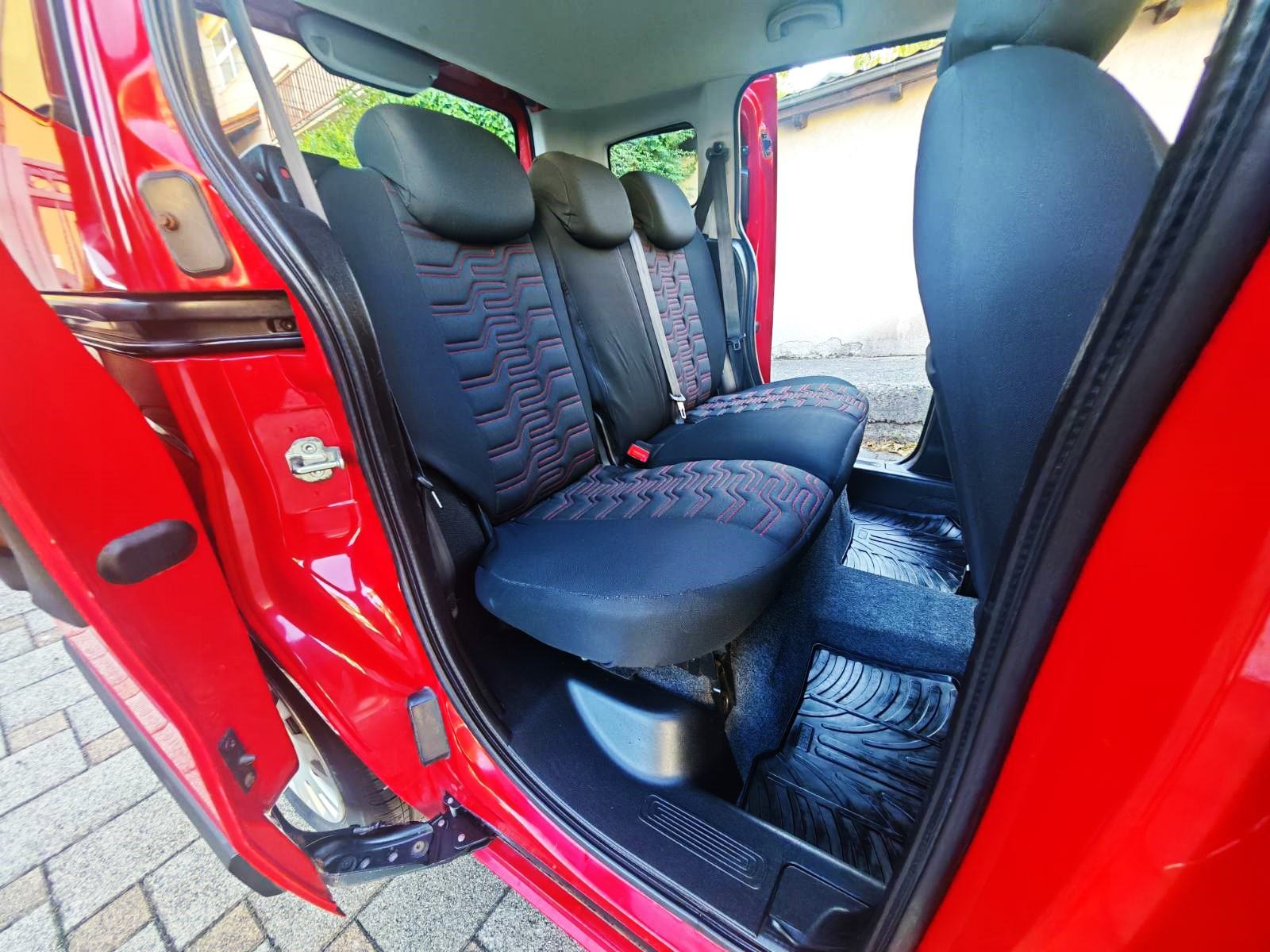 Fiat Qubo 1,3 Multijet 2011. 95KS KLIMA TEMPOMAT, GR. SJEDALA ZAMJENA, fotografija 20