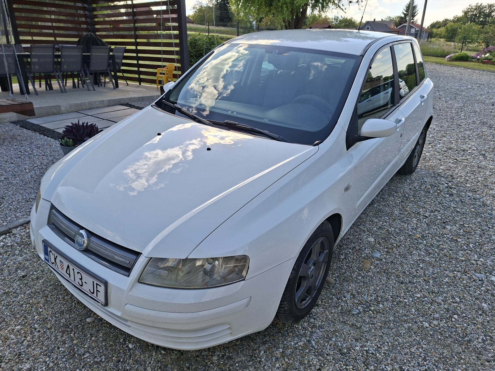 Fiat Stilo 1,9 JTD, pogled izvana - slika 1