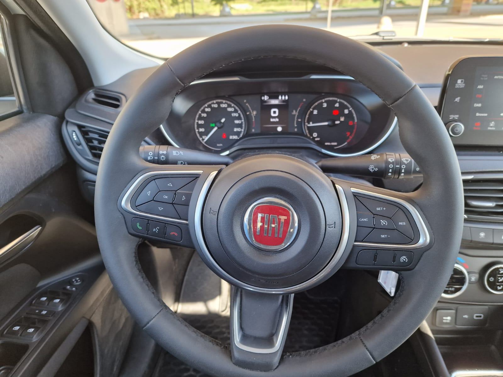 FIAT TIPO 1,0 T3 SW, fotografija 12