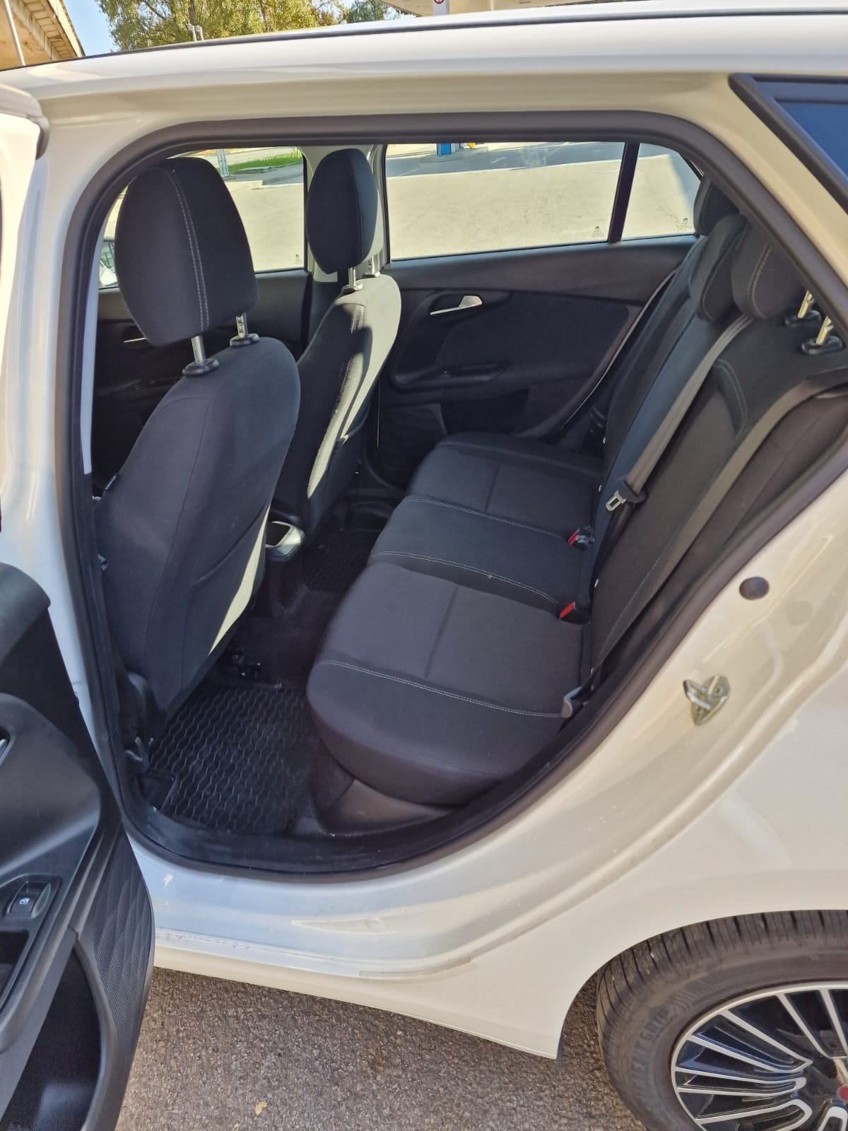 FIAT TIPO 1,0 T3 SW, fotografija 9
