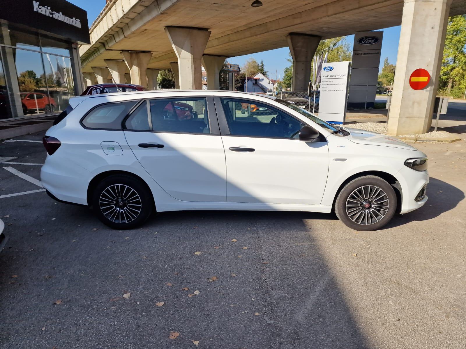 FIAT TIPO 1,0 T3 SW, fotografija 4
