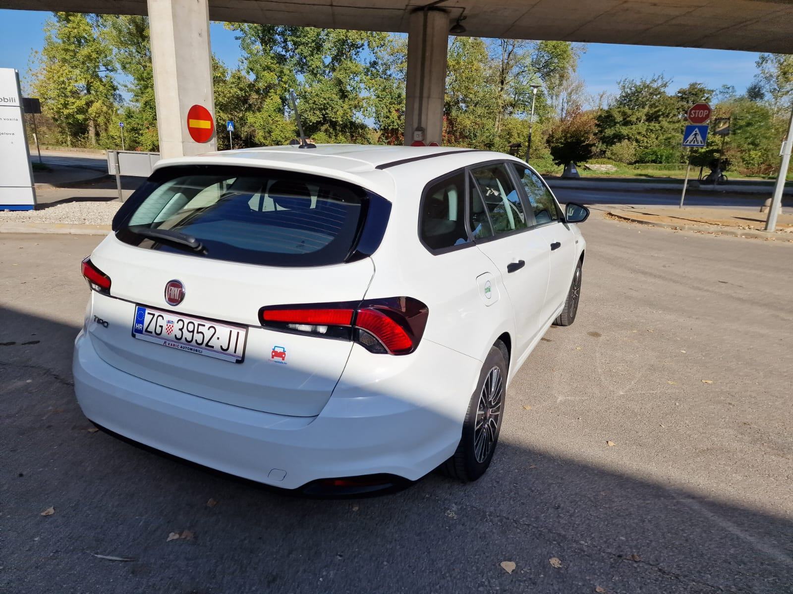 FIAT TIPO 1,0 T3 SW, fotografija 5