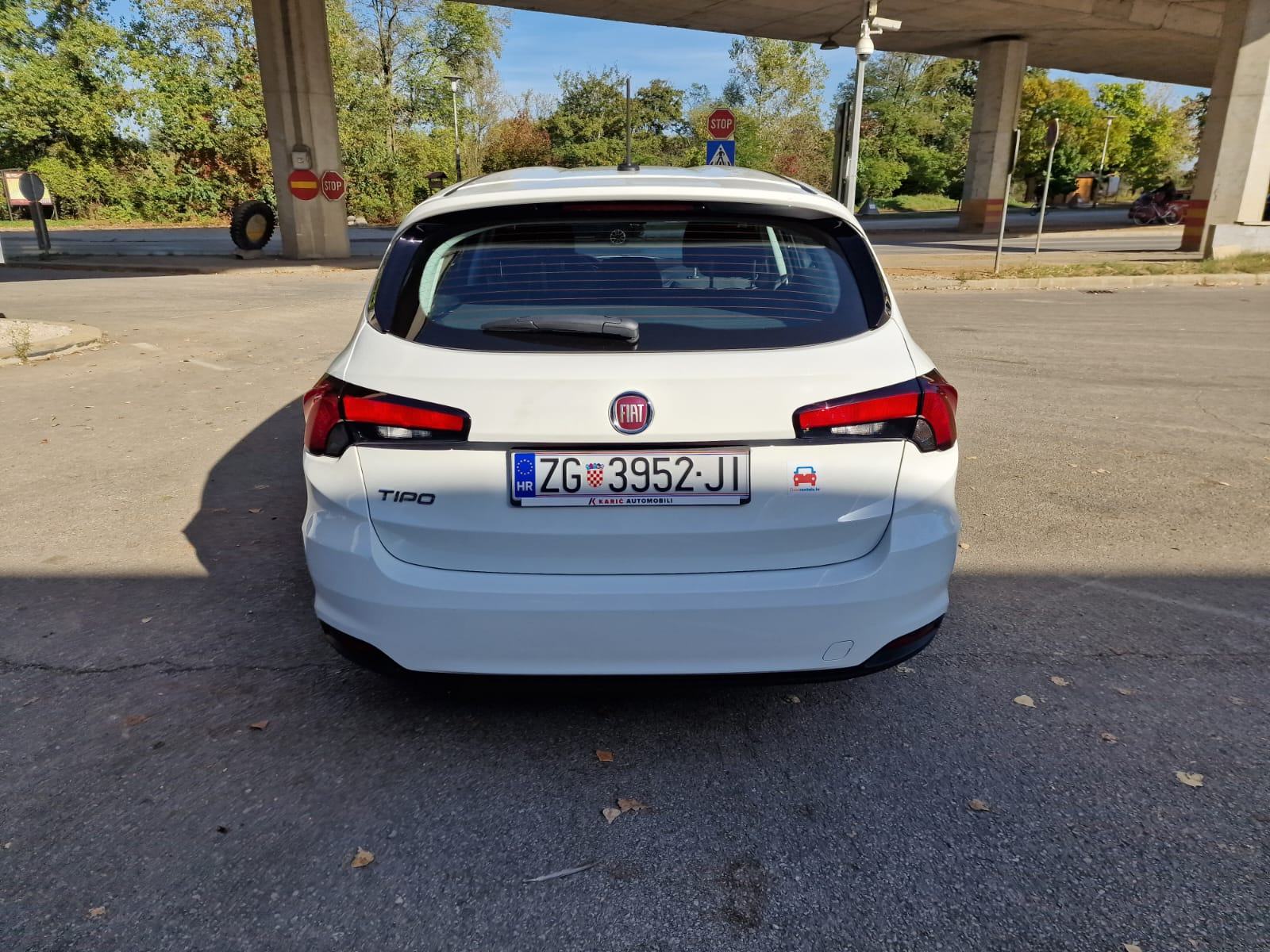FIAT TIPO 1,0 T3 SW, fotografija 6