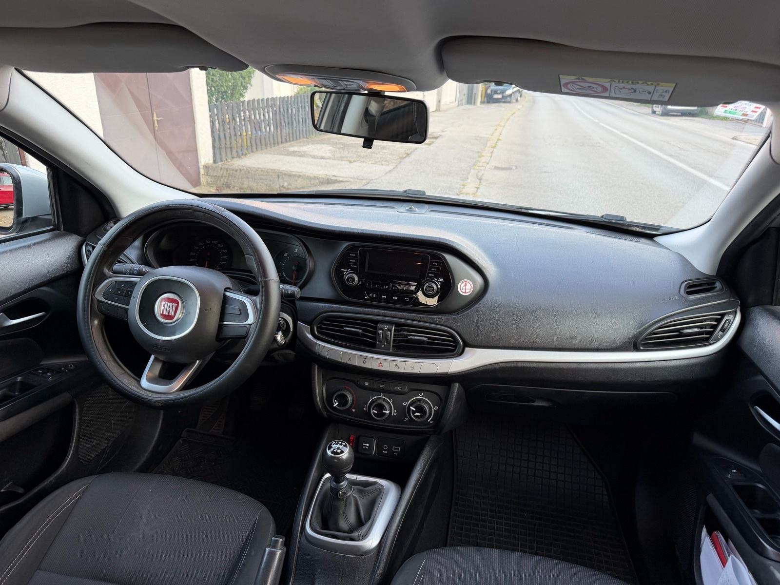 Fiat Tipo 1,6 JTD 120ks-reg 1god.-V+M servis-HR auto, fotografija 10