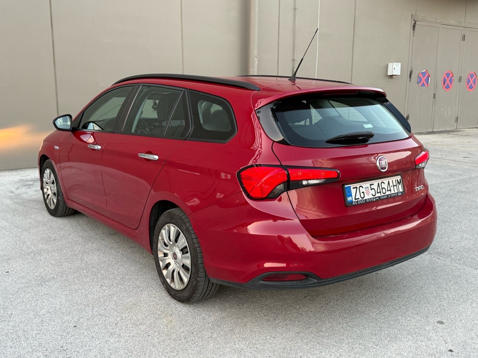 Fiat Tipo 1,6 Multijet HR AUTO PDC S.KNJIGA NOVO NOVO, fotografija 9