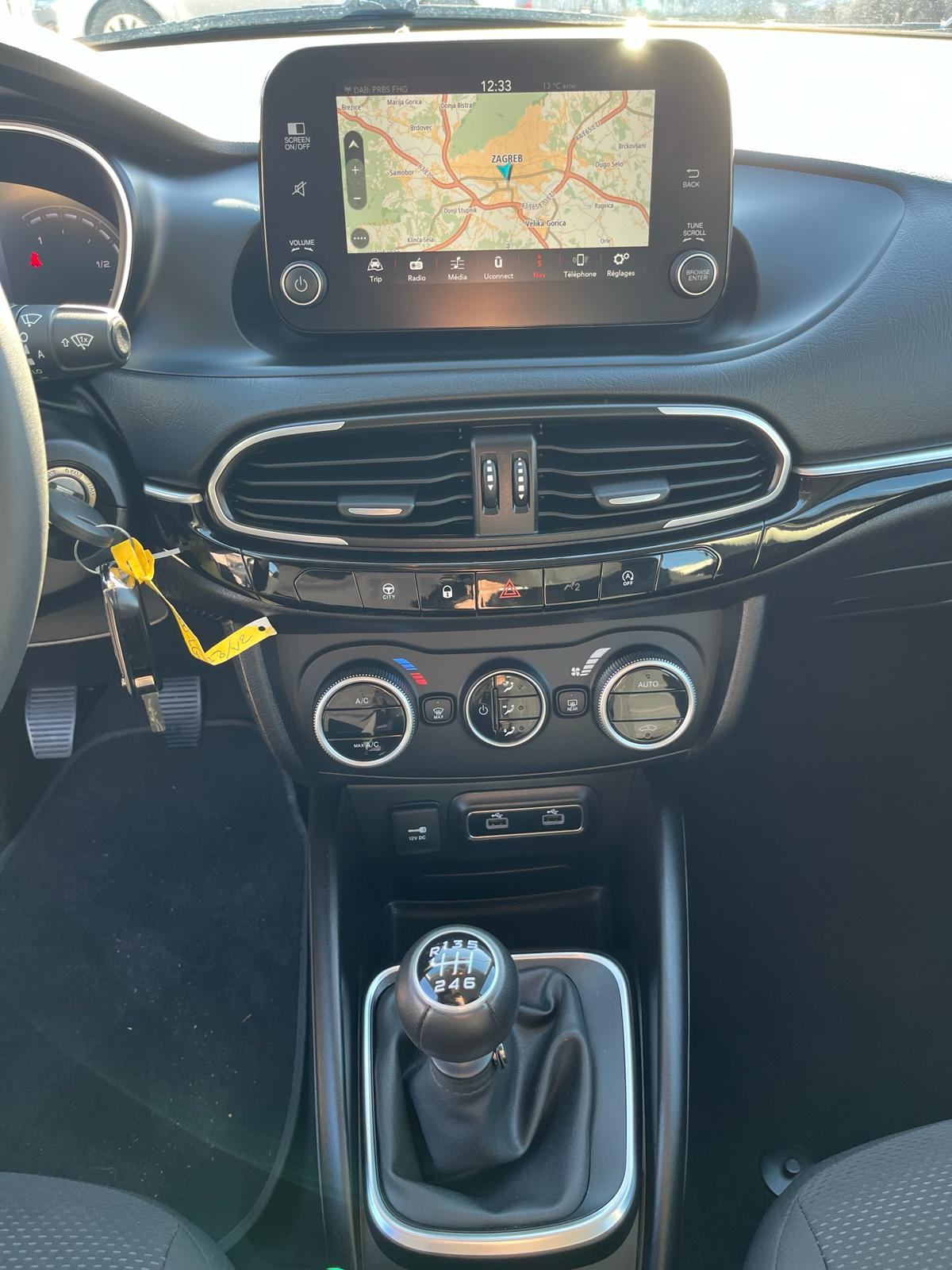 Fiat Tipo 1,6 Multijet SW, NAVI, KAMERA, TEMPOMAT, 4X GARANCIJA!!!, fotografija 13