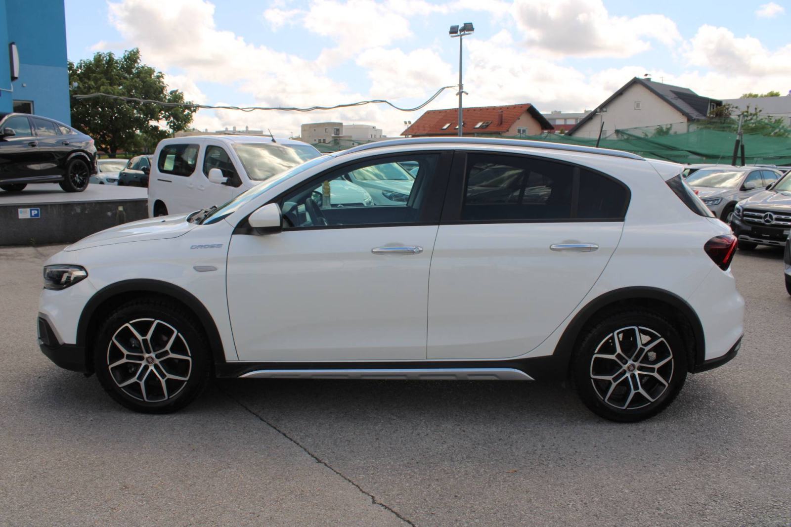 Fiat Tipo Cross GSE - nije uvoz, fotografija 8