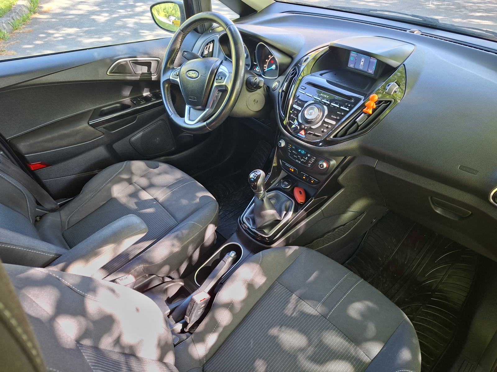 Ford B-Max 1,0, fotografija 9