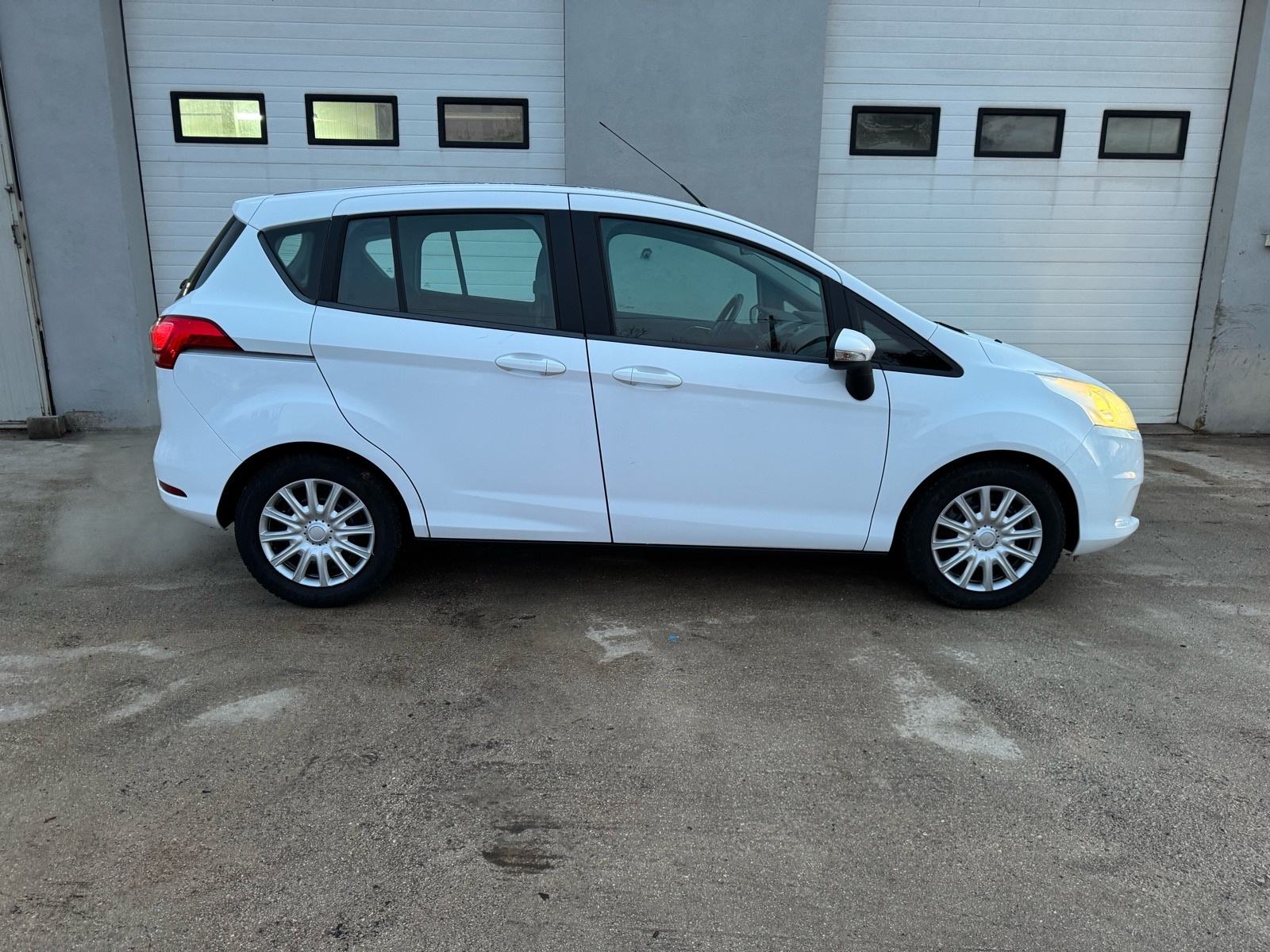 Ford B-Max 1,5 TDCi 1.vl samo 44tkm!!!, fotografija 4