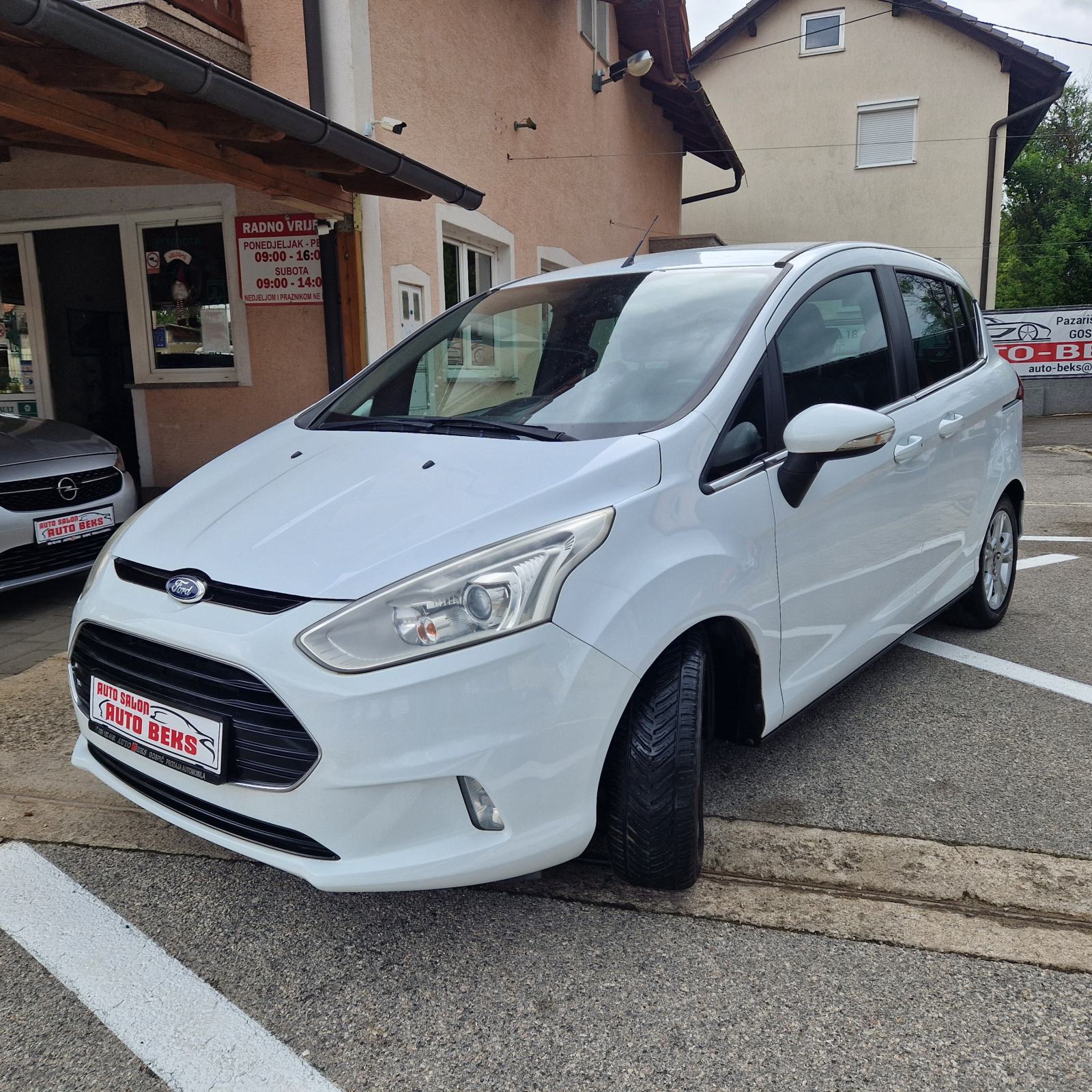 Ford B-Max 1,5 TDCI TITANIUM, NA IME KUPCA. KREDIT. KARTICE DO 36 RATA, fotografija 2