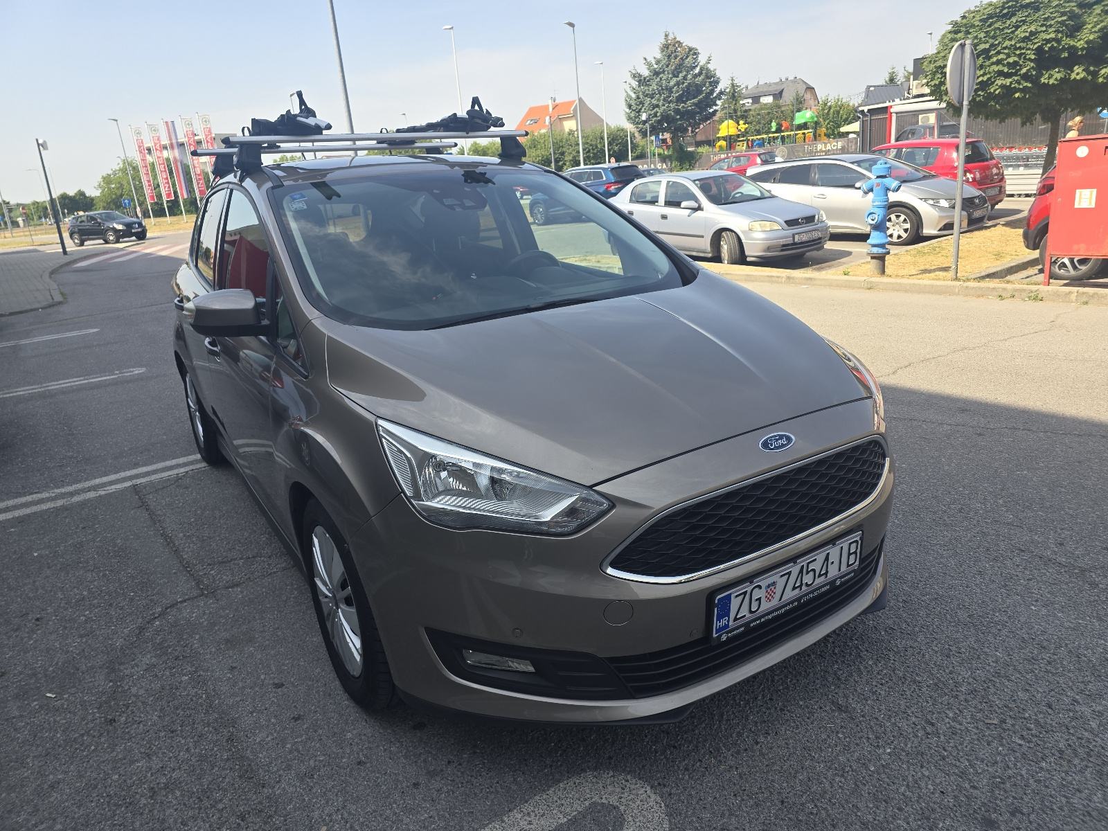 Ford C-Max 1,0, fotografija 3