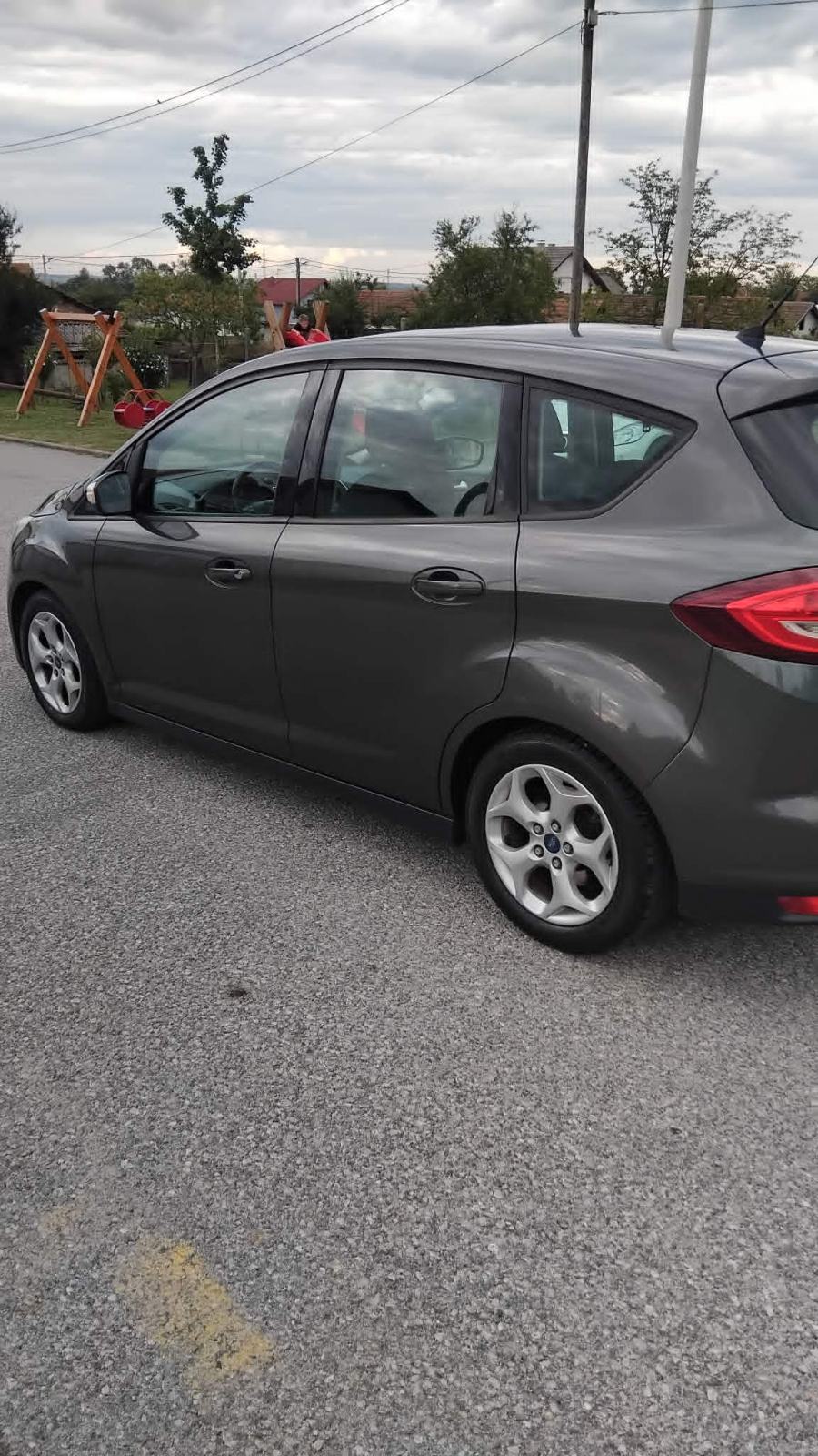 Ford C-Max 1,5 dizel 88 kw 120 ks 6000 eur nazvati 0993828393, fotografija 11