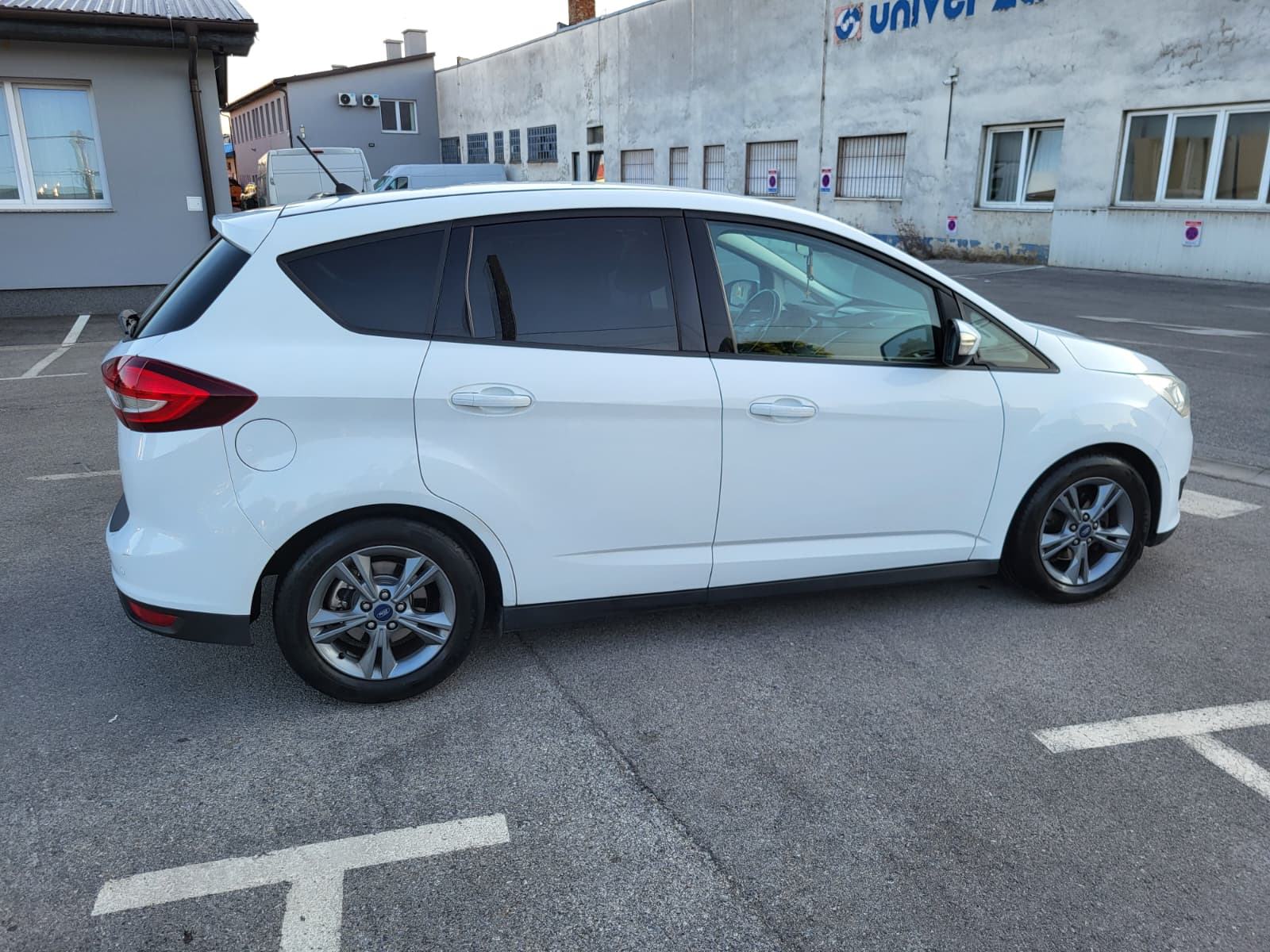 *Ford C-Max 1,5 TDCi 2019 god. 3.4 SYNC, fotografija 8