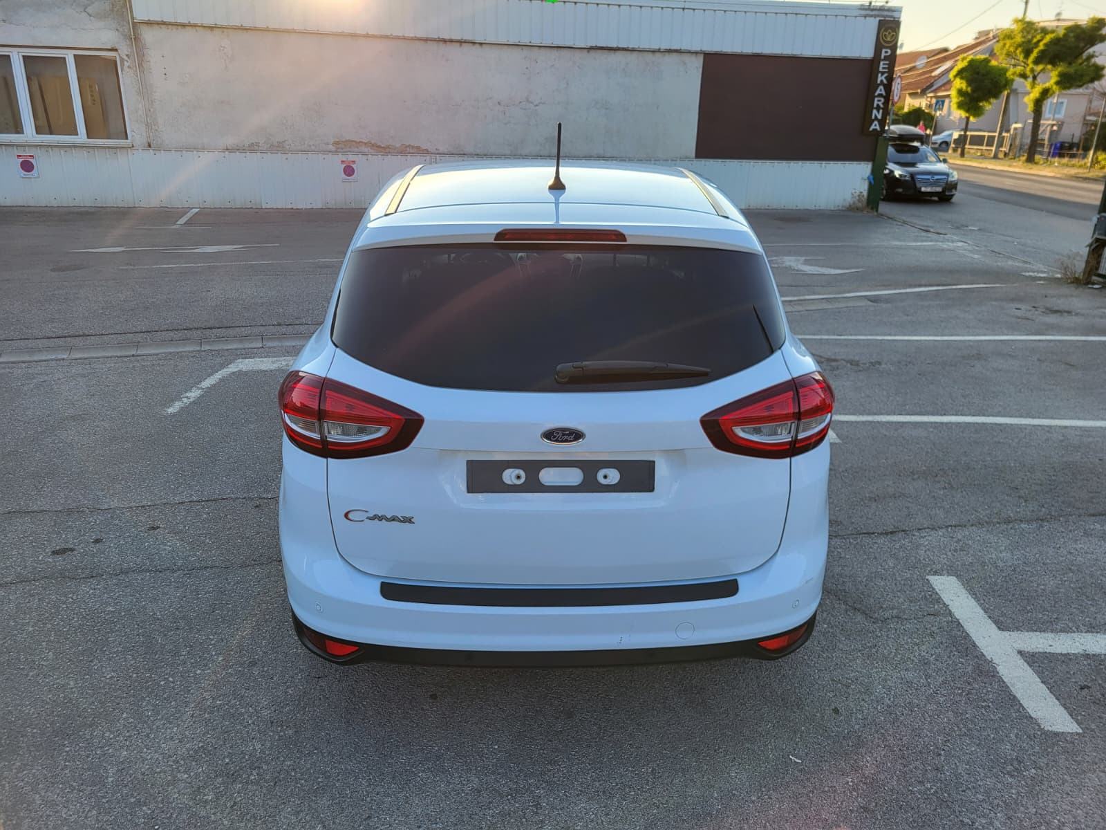 *Ford C-Max 1,5 TDCi 2019 god. 3.4 SYNC, fotografija 5