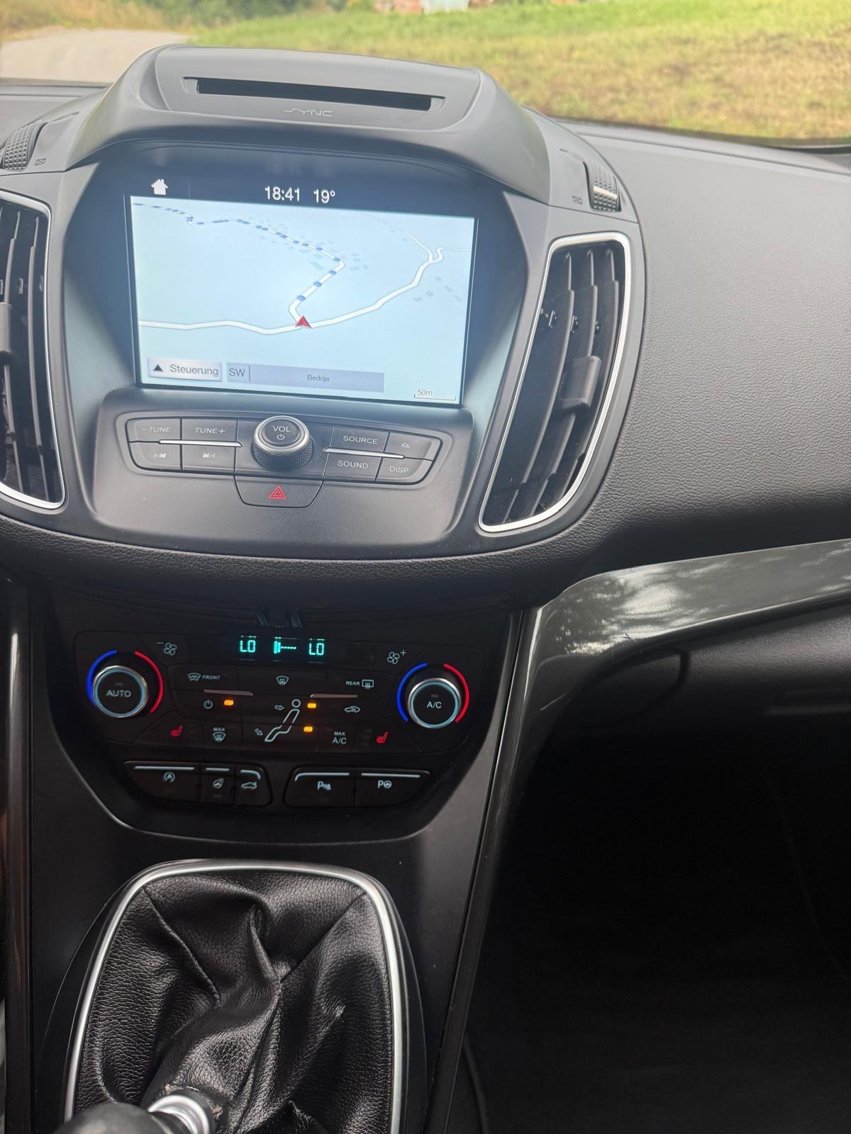 Ford C-Max 1,5 TDCi 88 kw 2017 g NAVI LED STRAZNJA KAMERA PARKING SENZ, fotografija 17