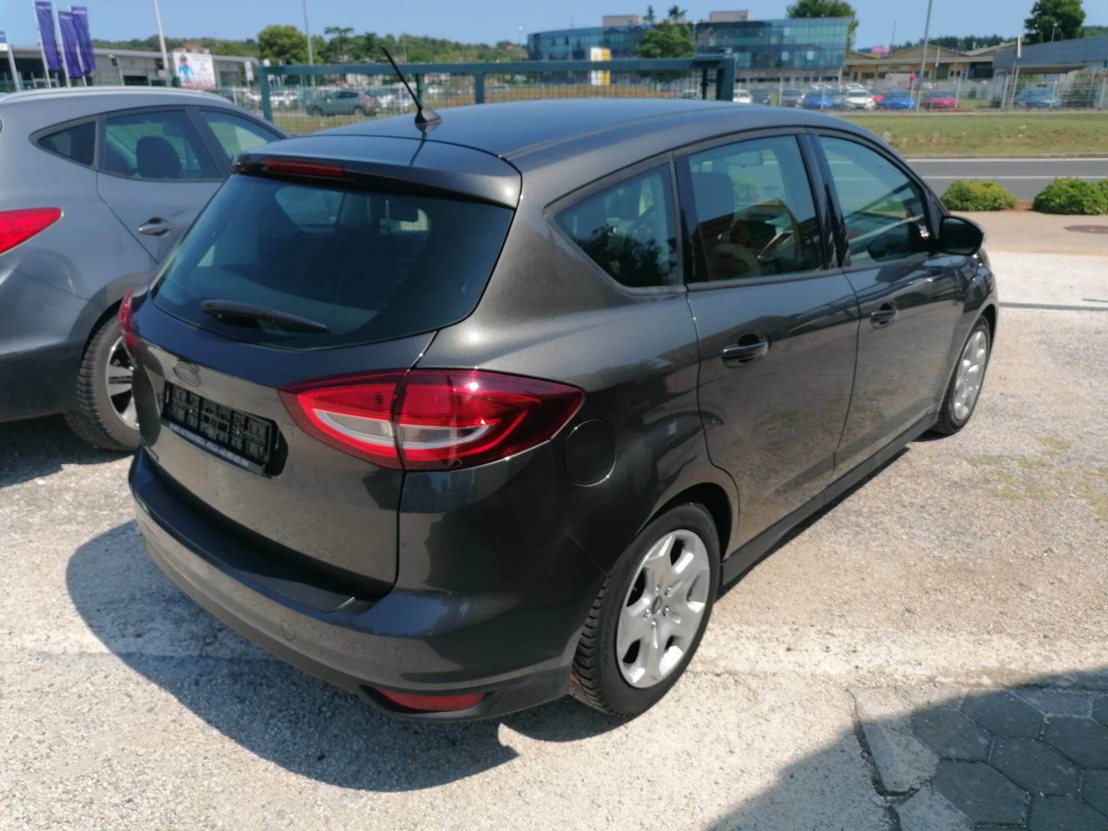 Ford C-Max 1,5 TDCi, fotografija 4