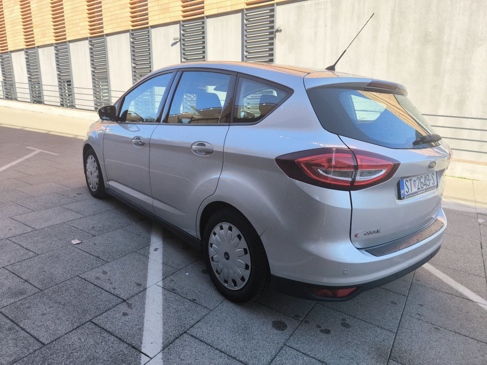 Ford C-Max 1,5 TDCi, fotografija 5