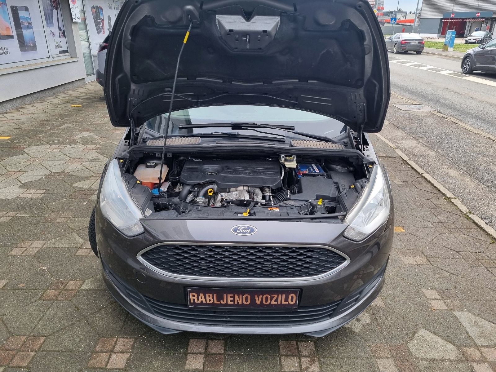 FORD C-MAX 1,5 TDCi-120 ks-AUTOMATIK-NAVIGACIJA-PARK SENZORI-NOVE GUME, fotografija 10