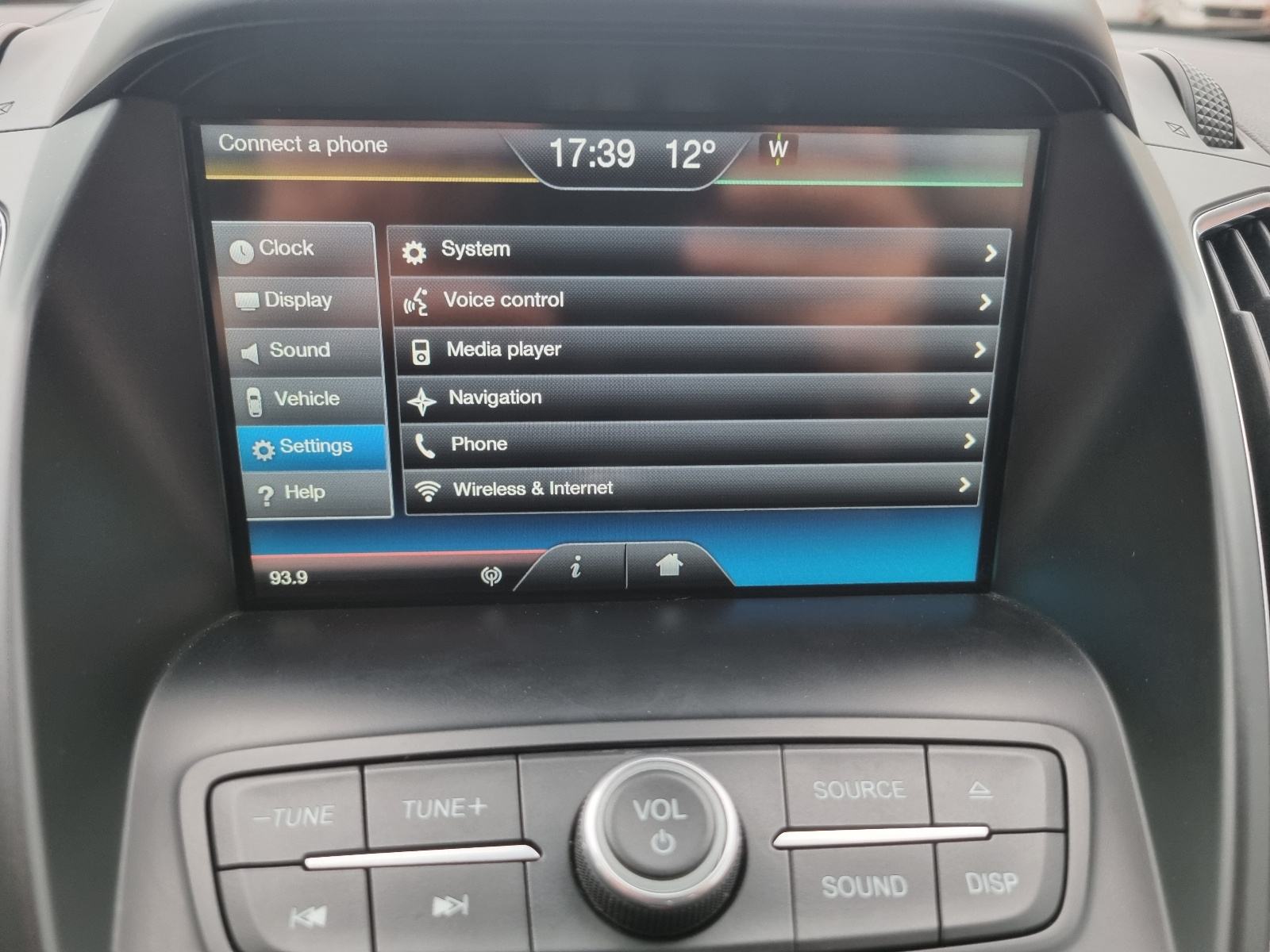 FORD C-MAX 1,5 TDCi-120 ks-AUTOMATIK-NAVIGACIJA-PARK SENZORI-NOVE GUME, fotografija 20